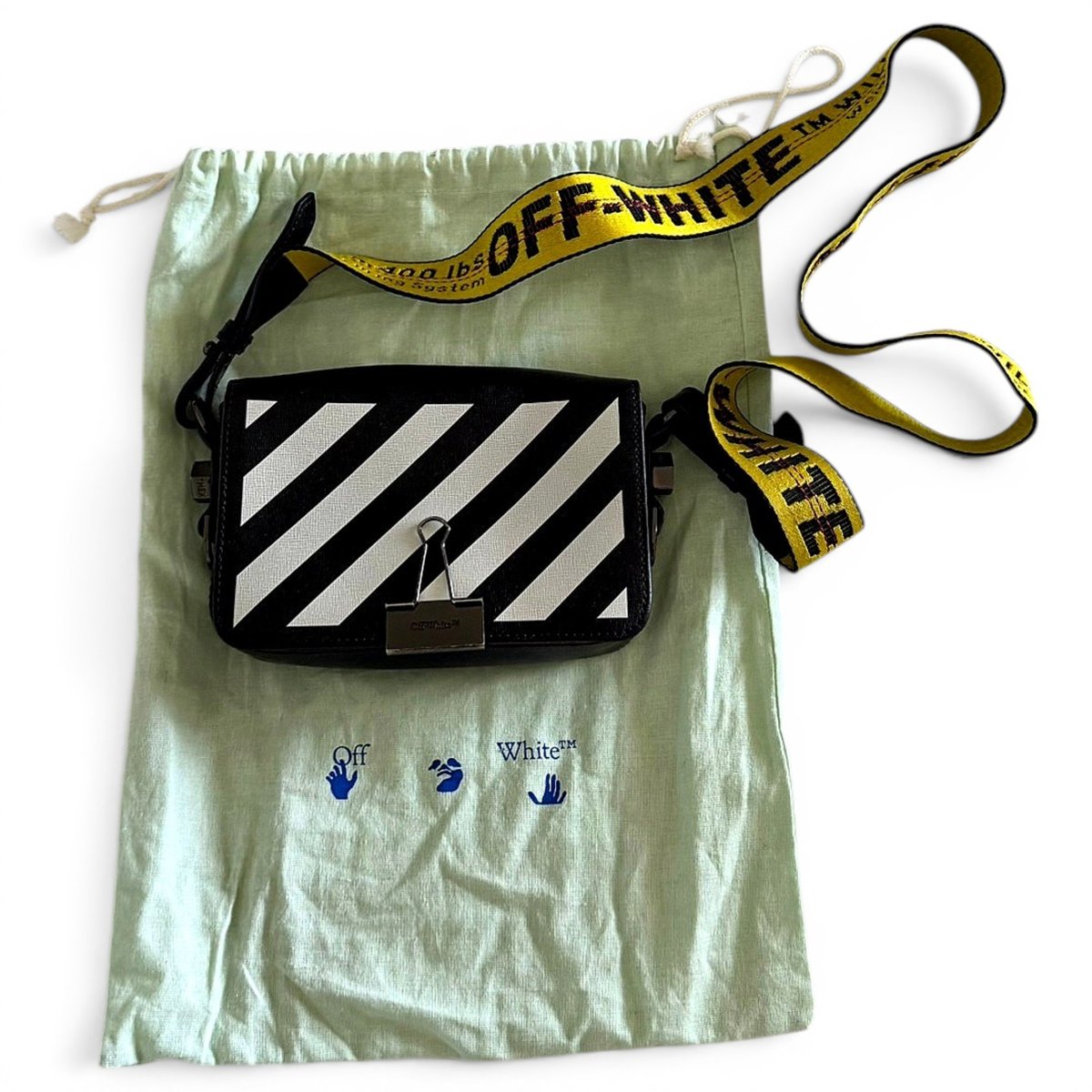 Binder leather crossbody bag