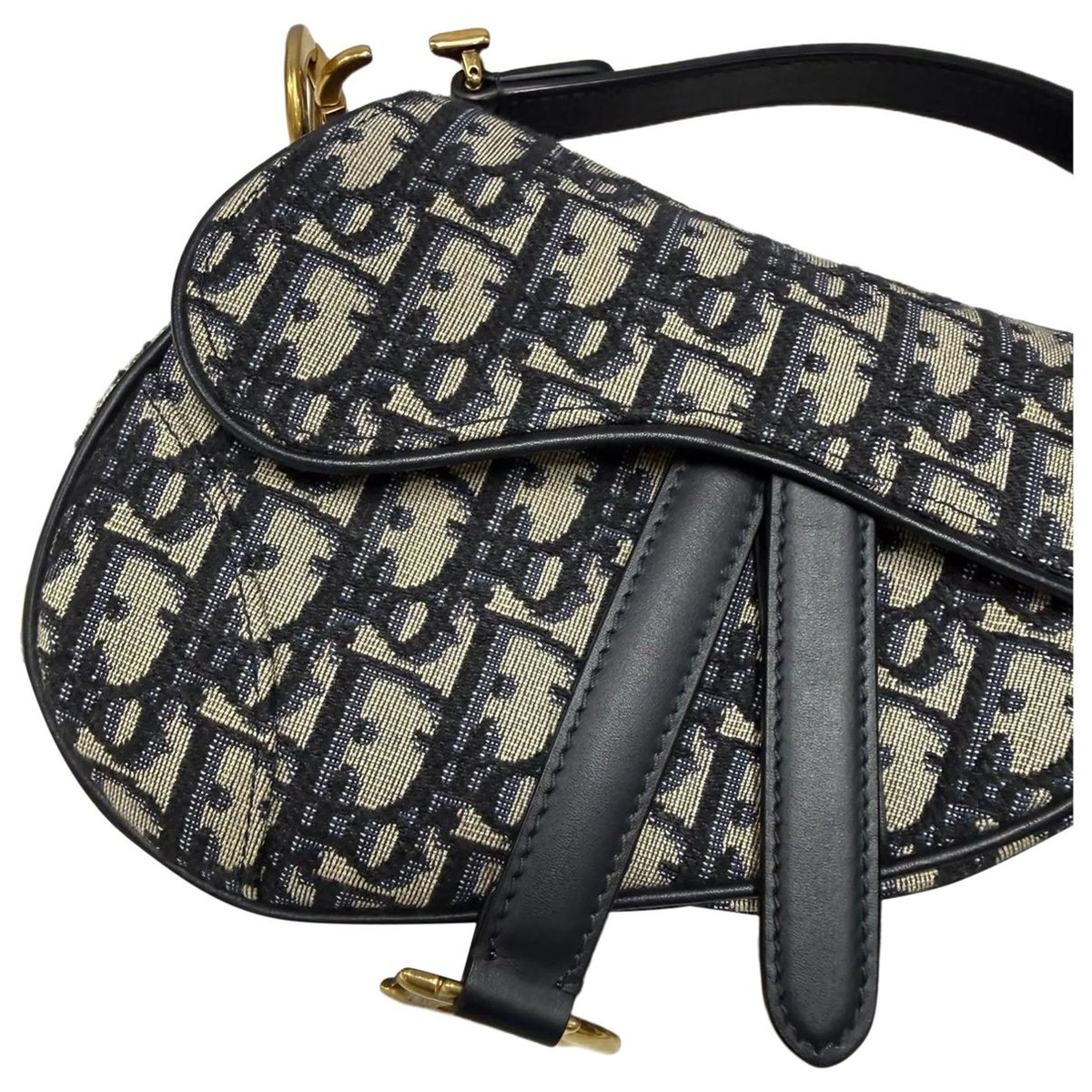 Saddle cloth handbag