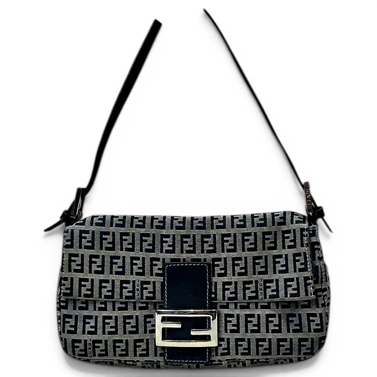 Baguette cloth handbag
