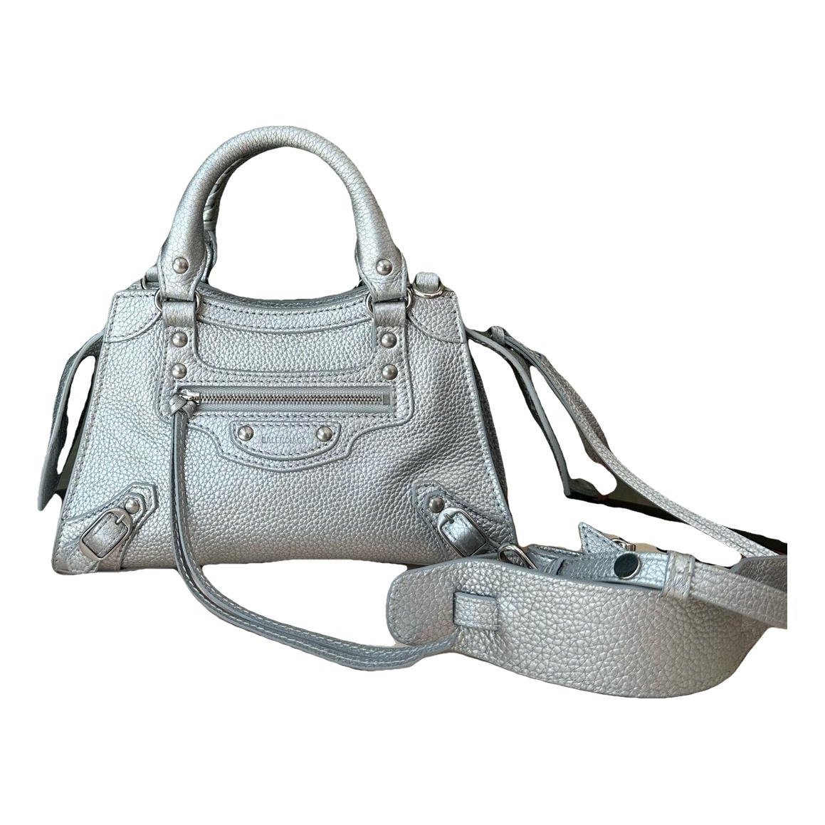 Neo Classic leather handbag