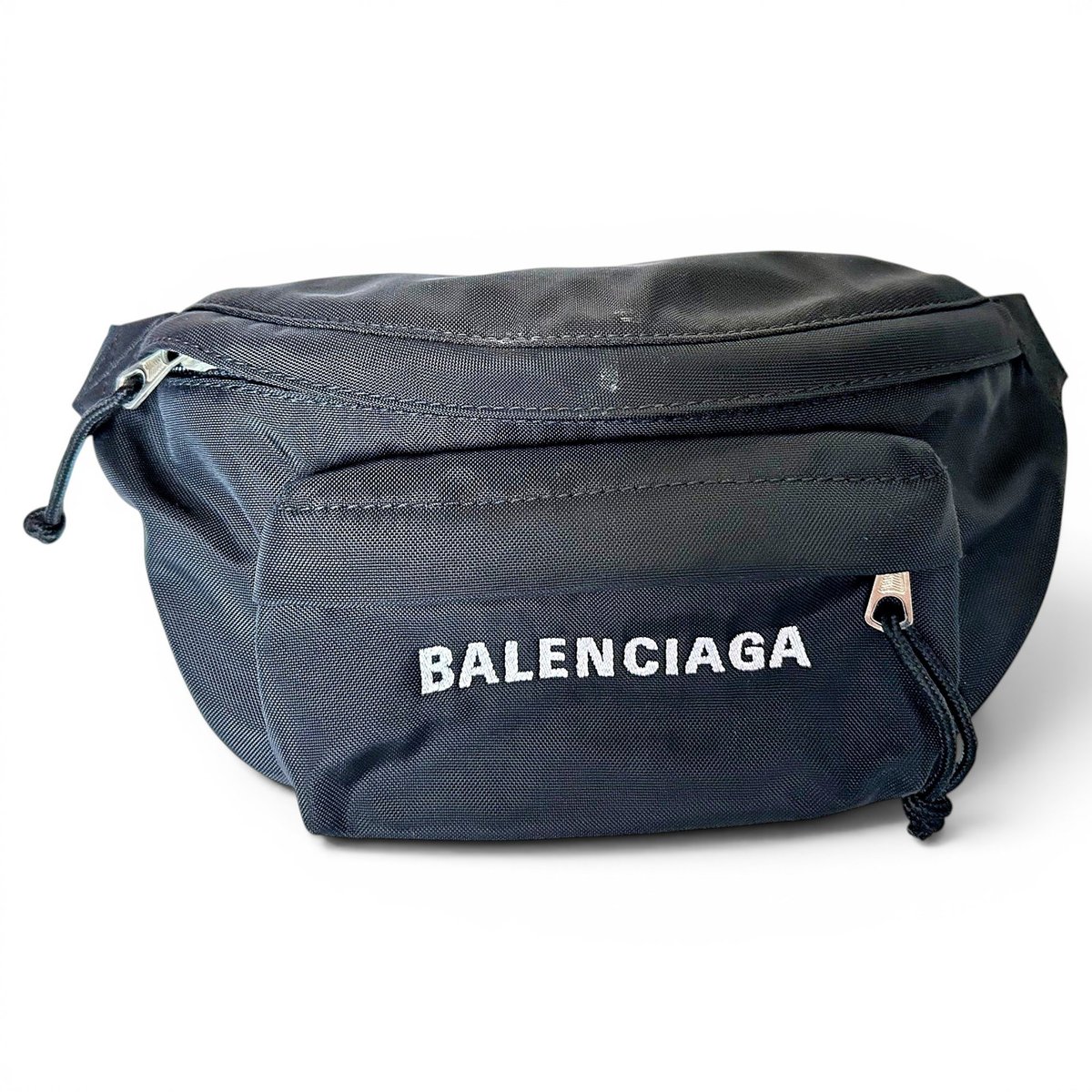Wheel handbag