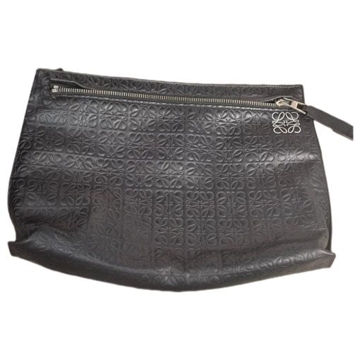 T Pouch leather clutch bag