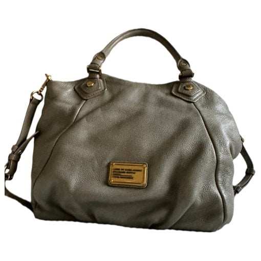 Classic Q leather handbag