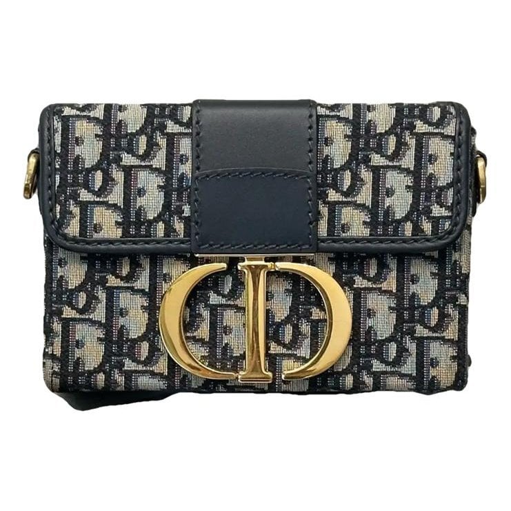 30 Montaigne Box cloth handbag