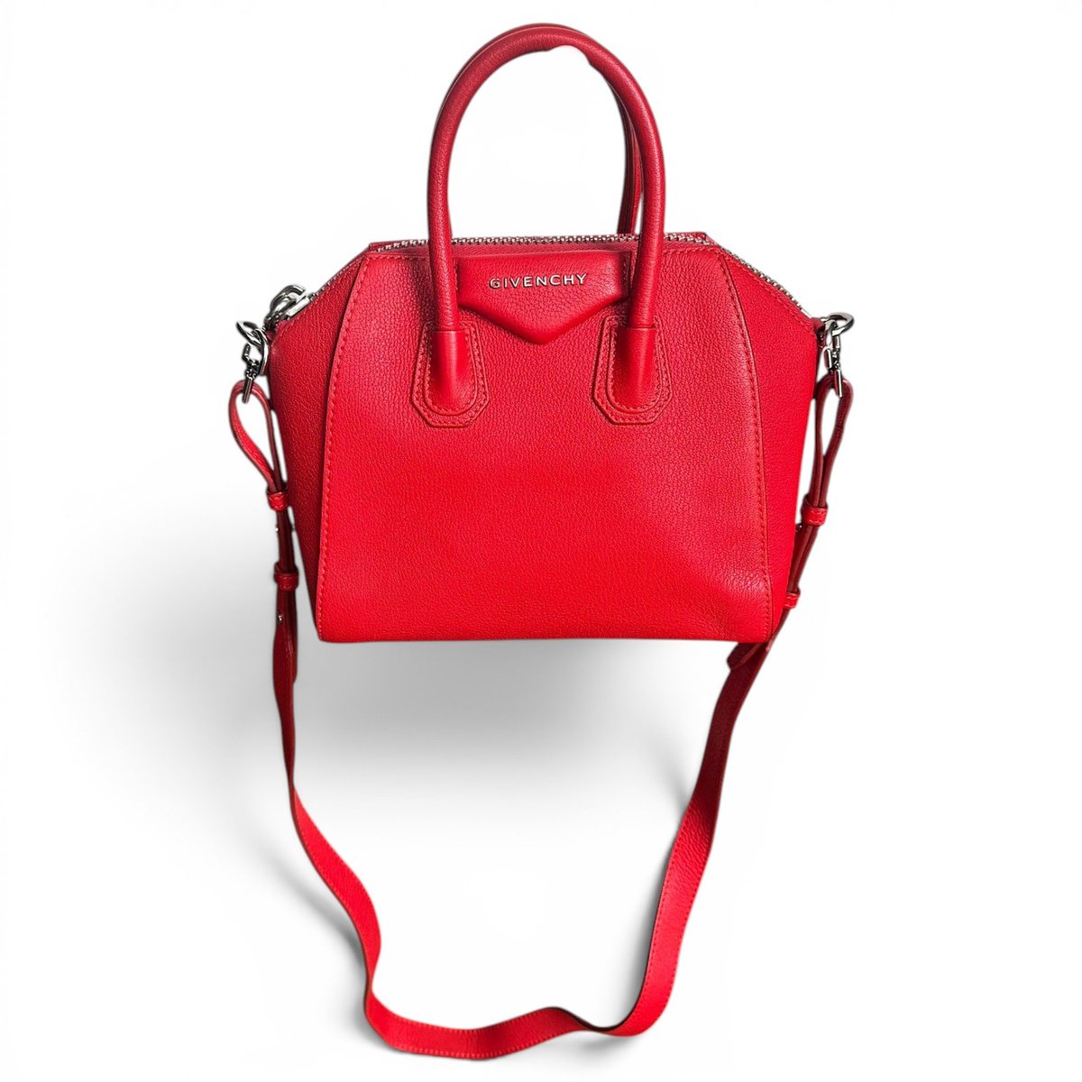 Antigona leather handbag