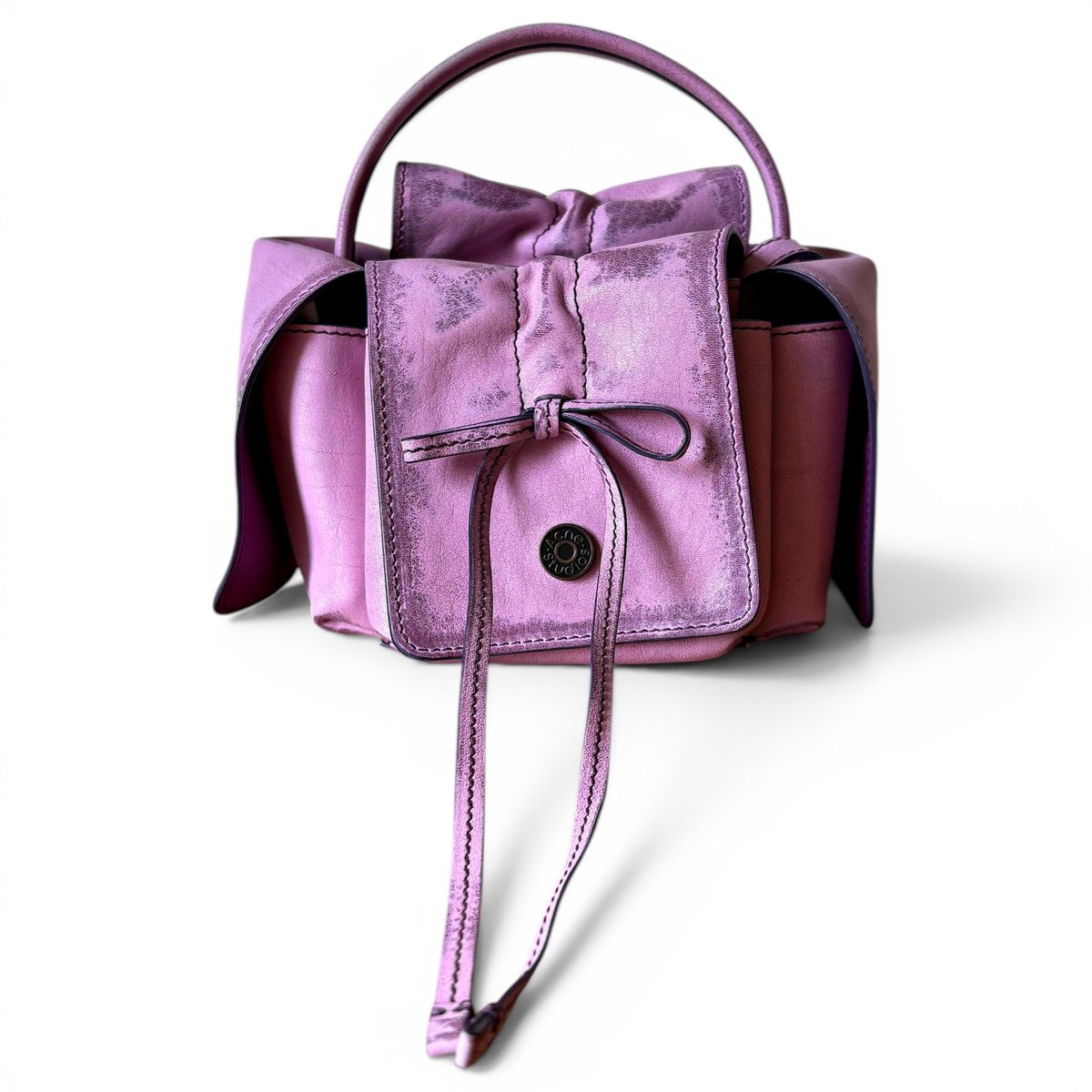 Multipocket leather handbag
