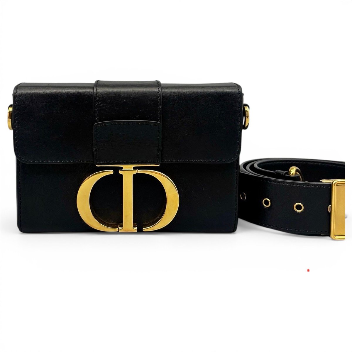 30 Montaigne Box leather crossbody bag