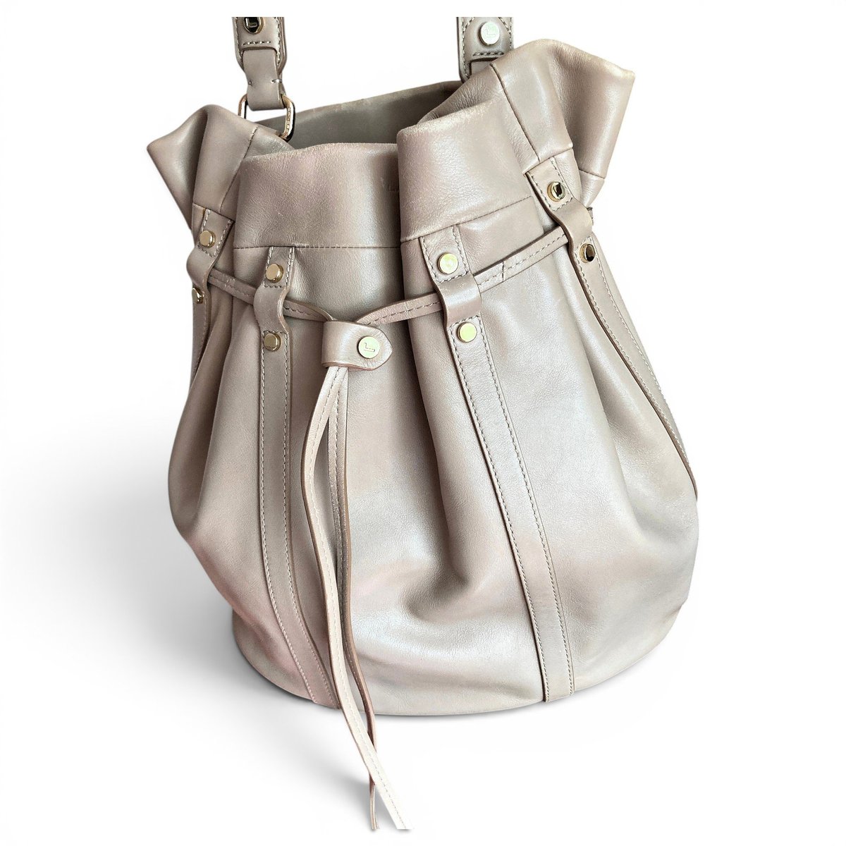 Leather handbag
