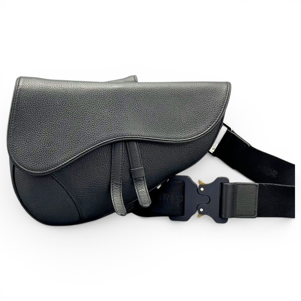 Saddle leather handbag