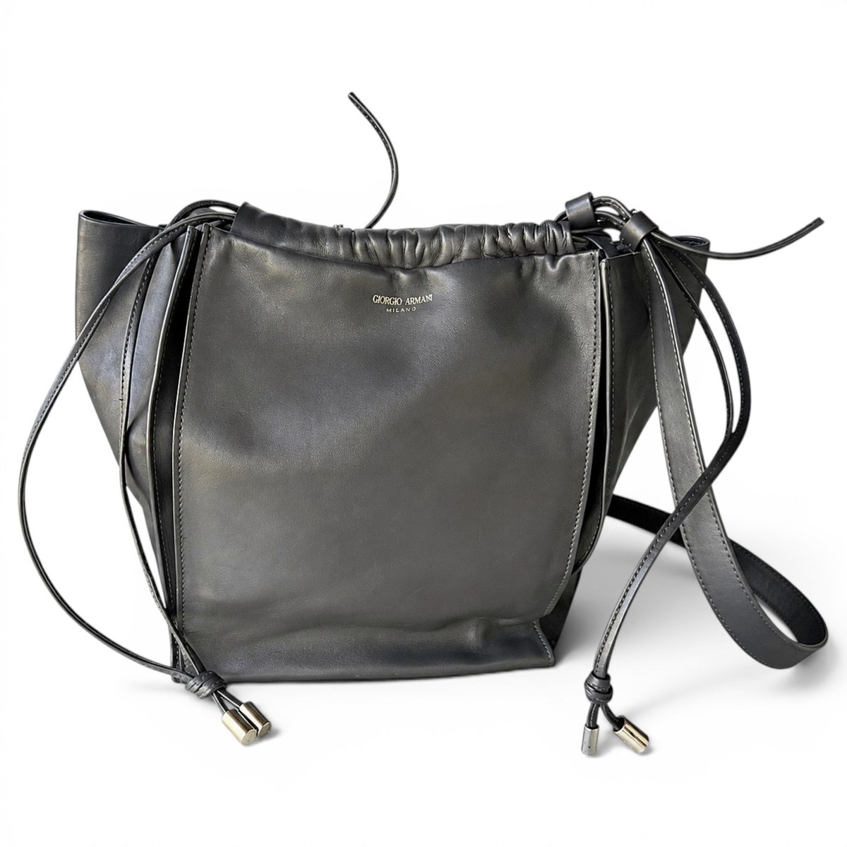 Leather handbag