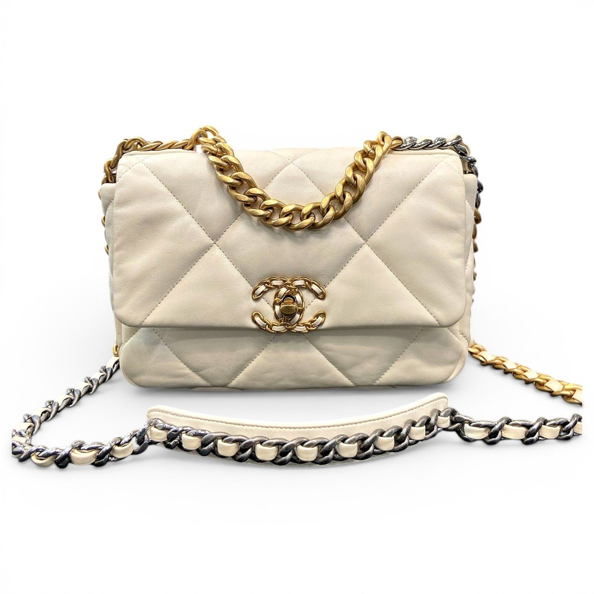 Chanel 19 leather handbag