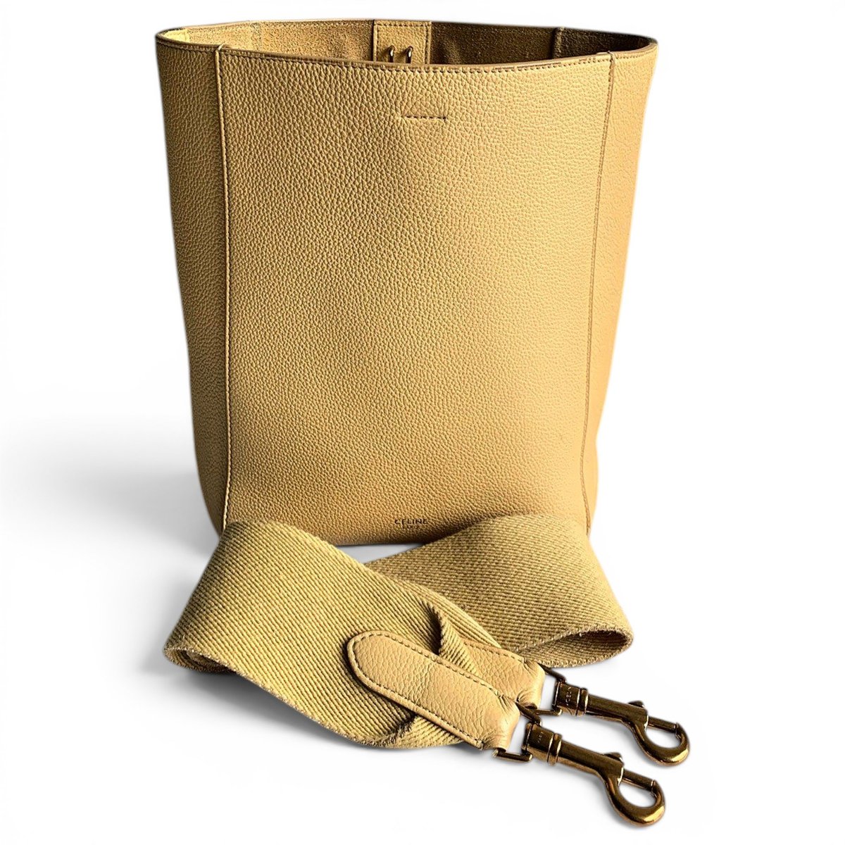 Seau Sangle leather handbag