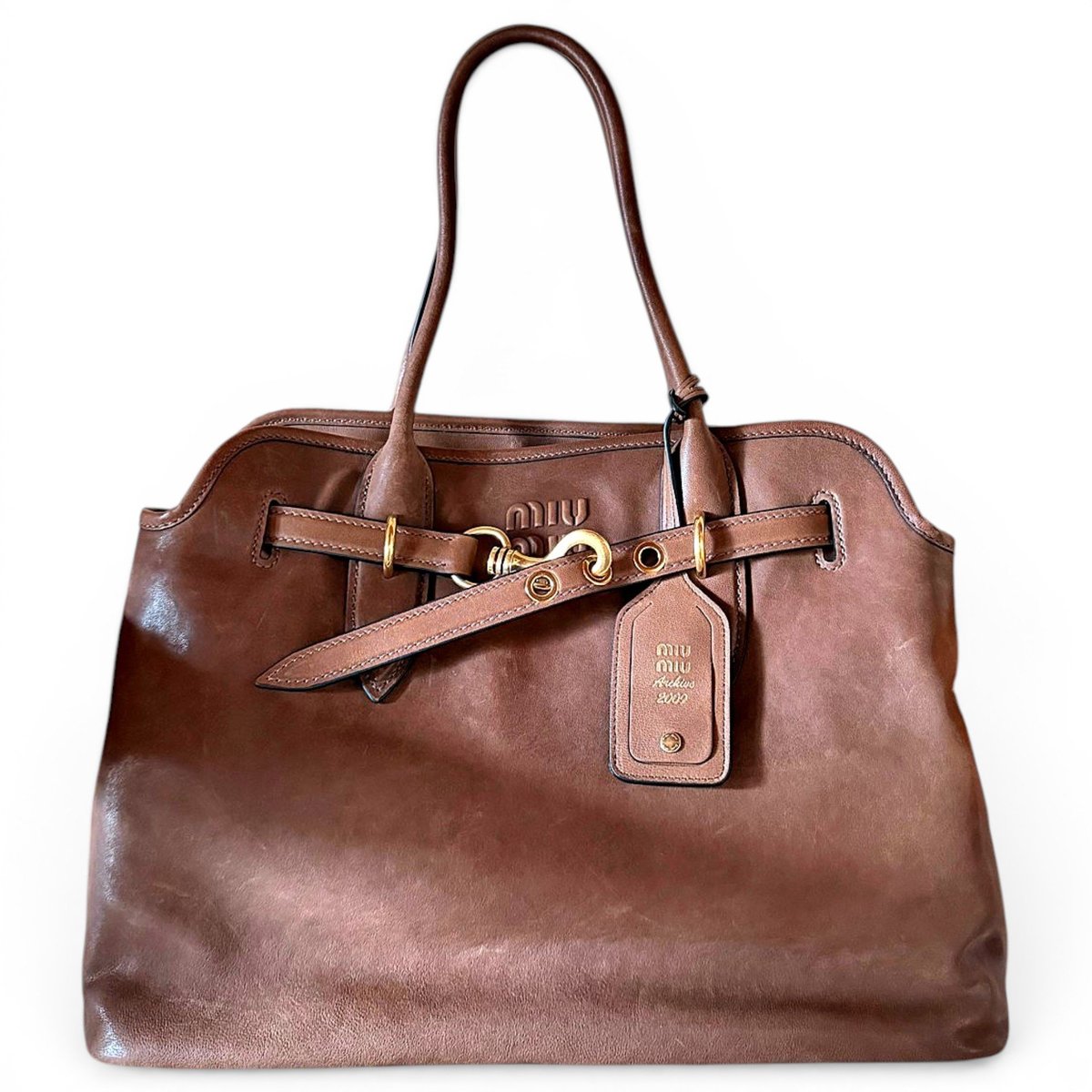 Aventure leather tote