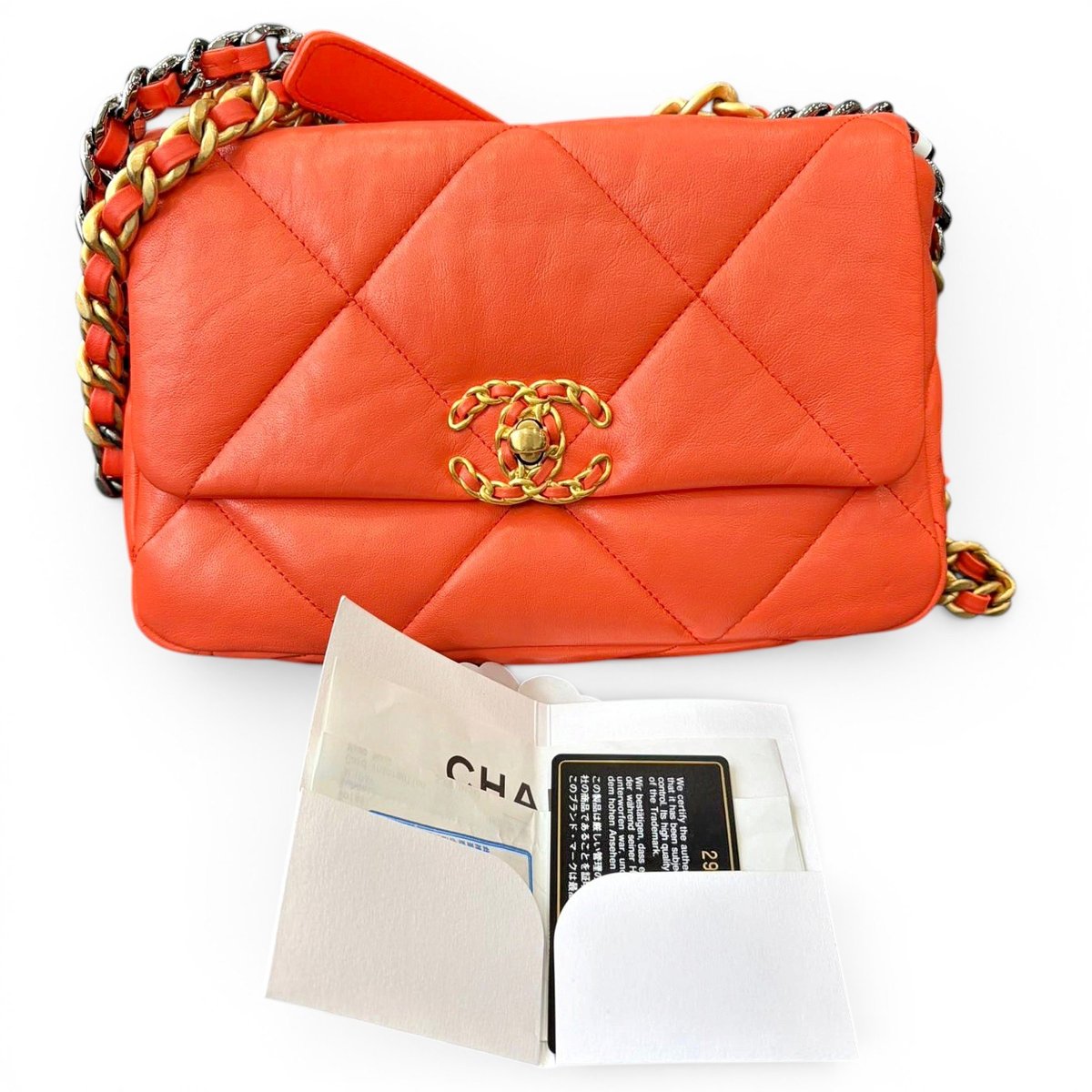Chanel 19 leather handbag
