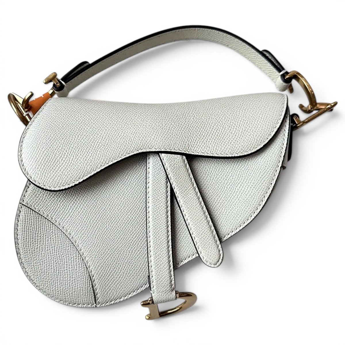 Saddle leather handbag