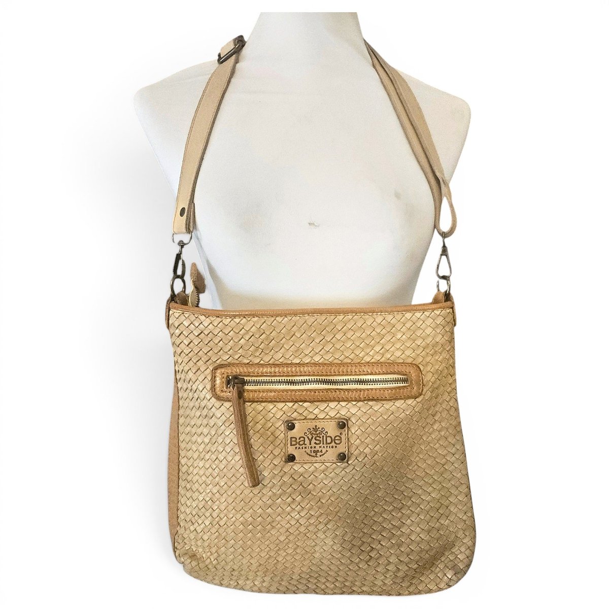 Leather crossbody bag