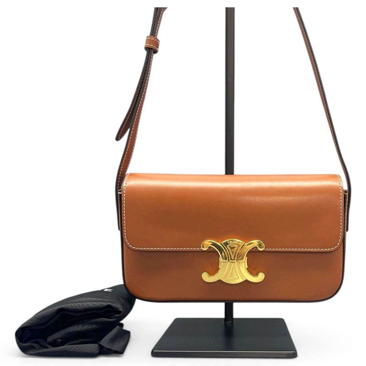 Triomphe chain leather handbag