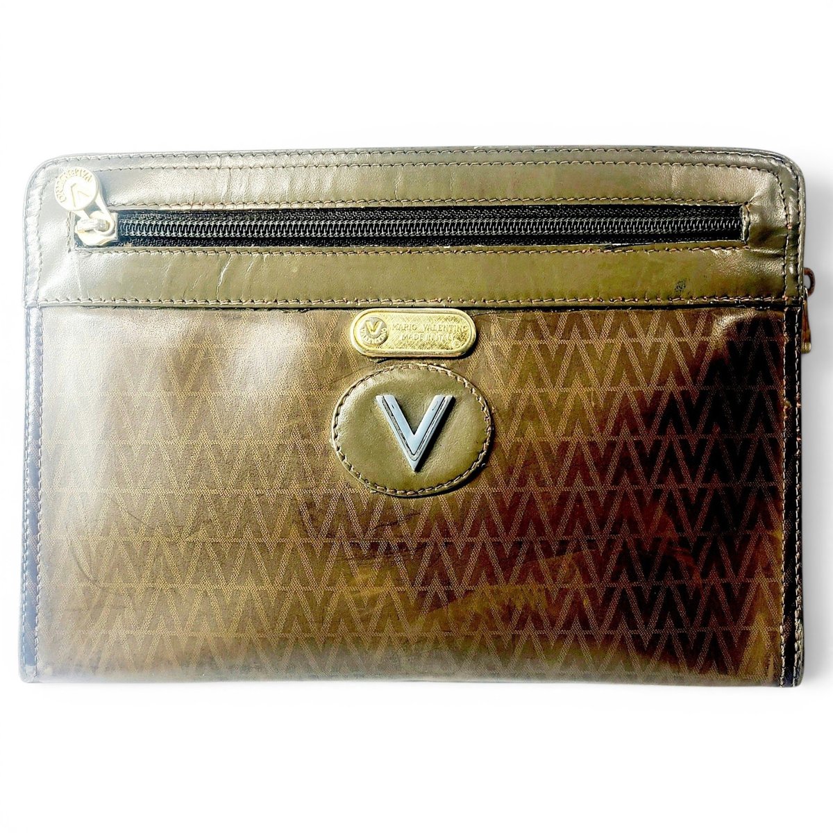 Leather clutch bag