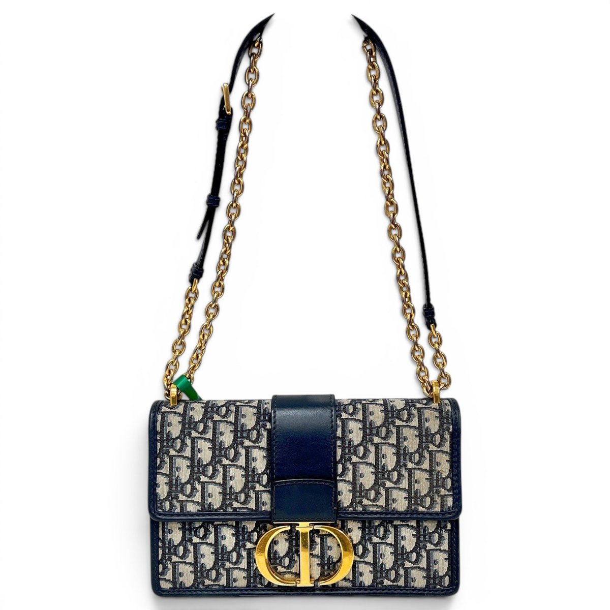 30 Montaigne leather handbag