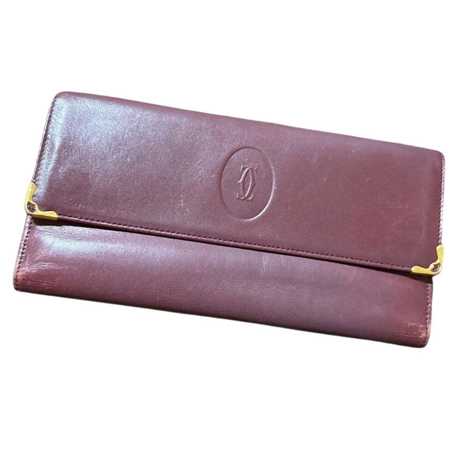 Leather clutch bag