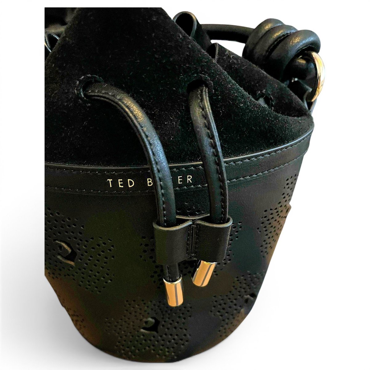Leather bag