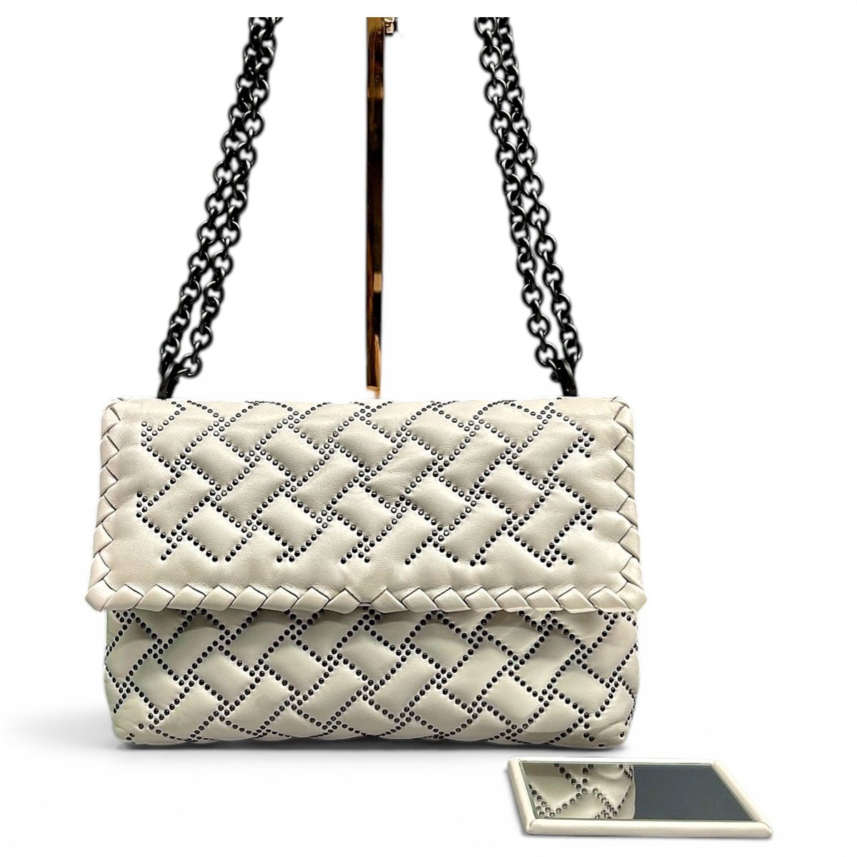 Chain Cassette leather handbag