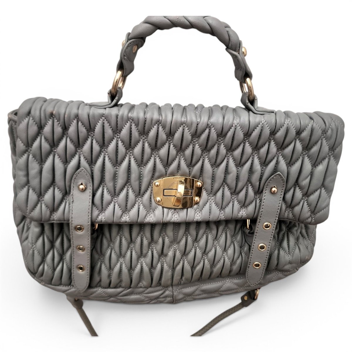 Matelassé leather handbag