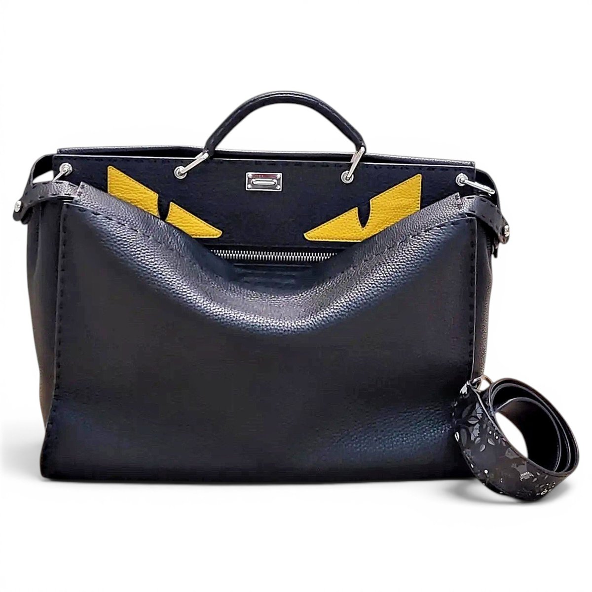 Peekaboo Essentially leather handbag