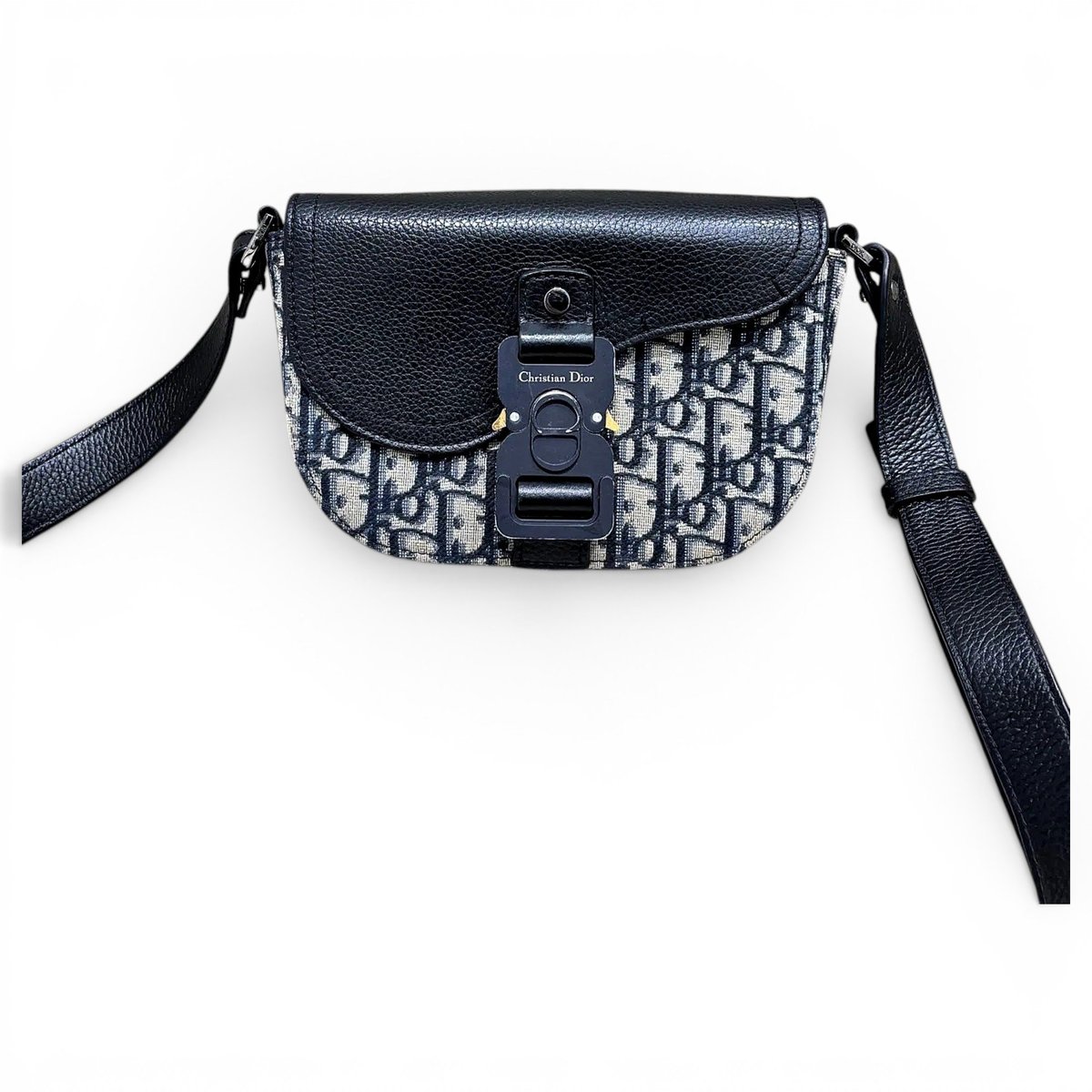 Saddle cloth crossbody bag