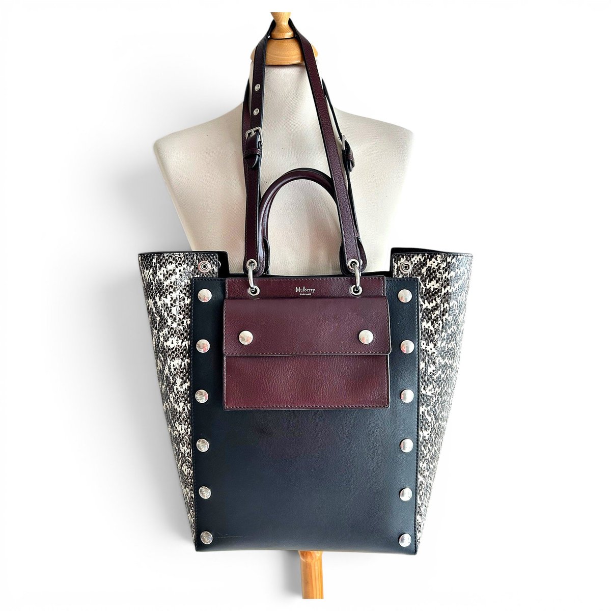 Leather tote