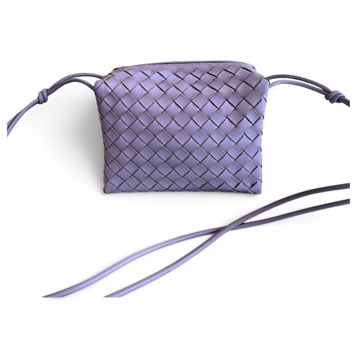 Loop leather handbag