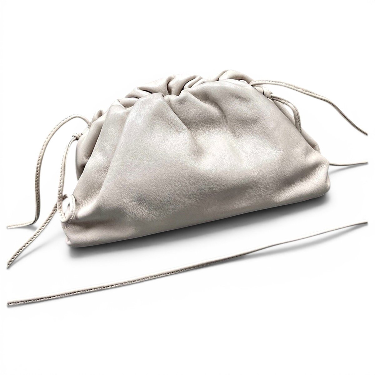 Pouch leather handbag