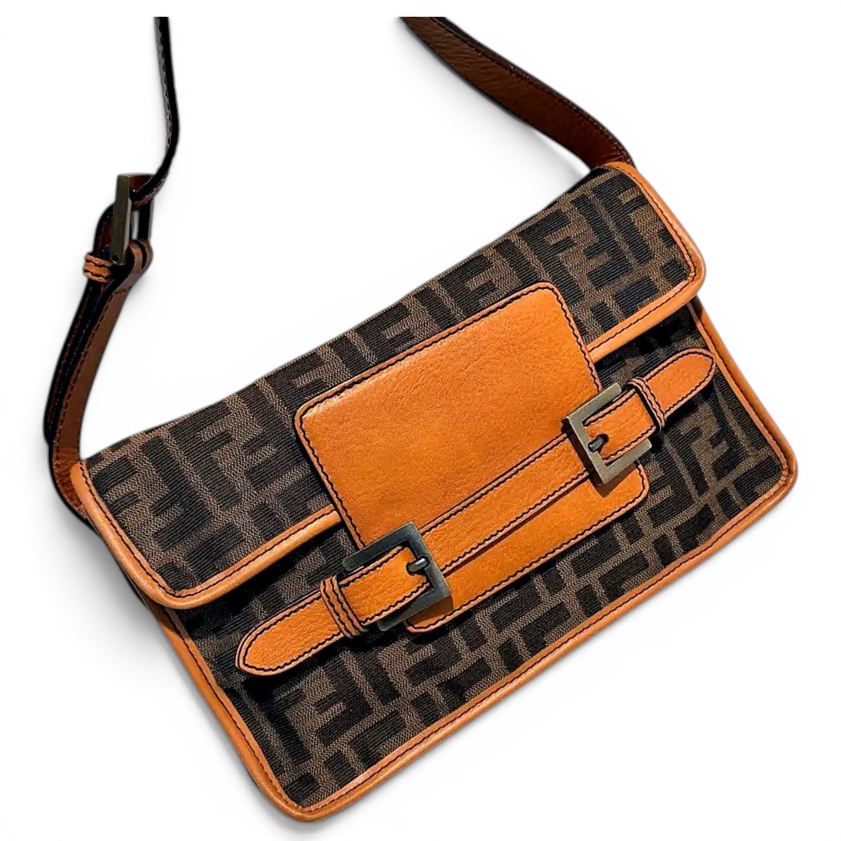 Baguette cloth handbag