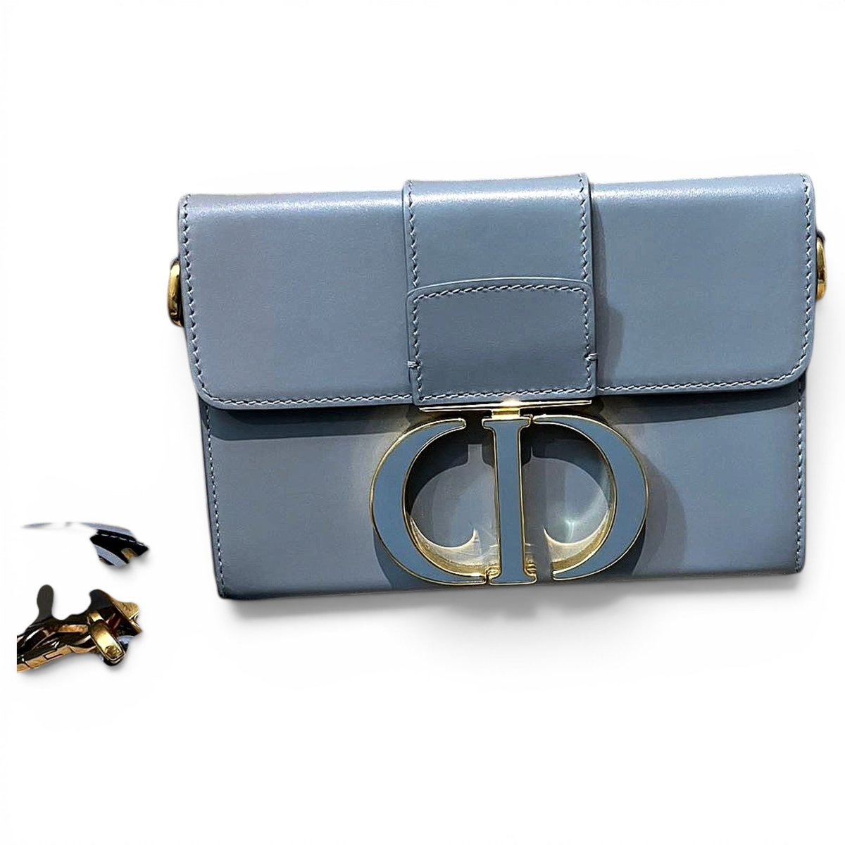 30 Montaigne Box leather handbag