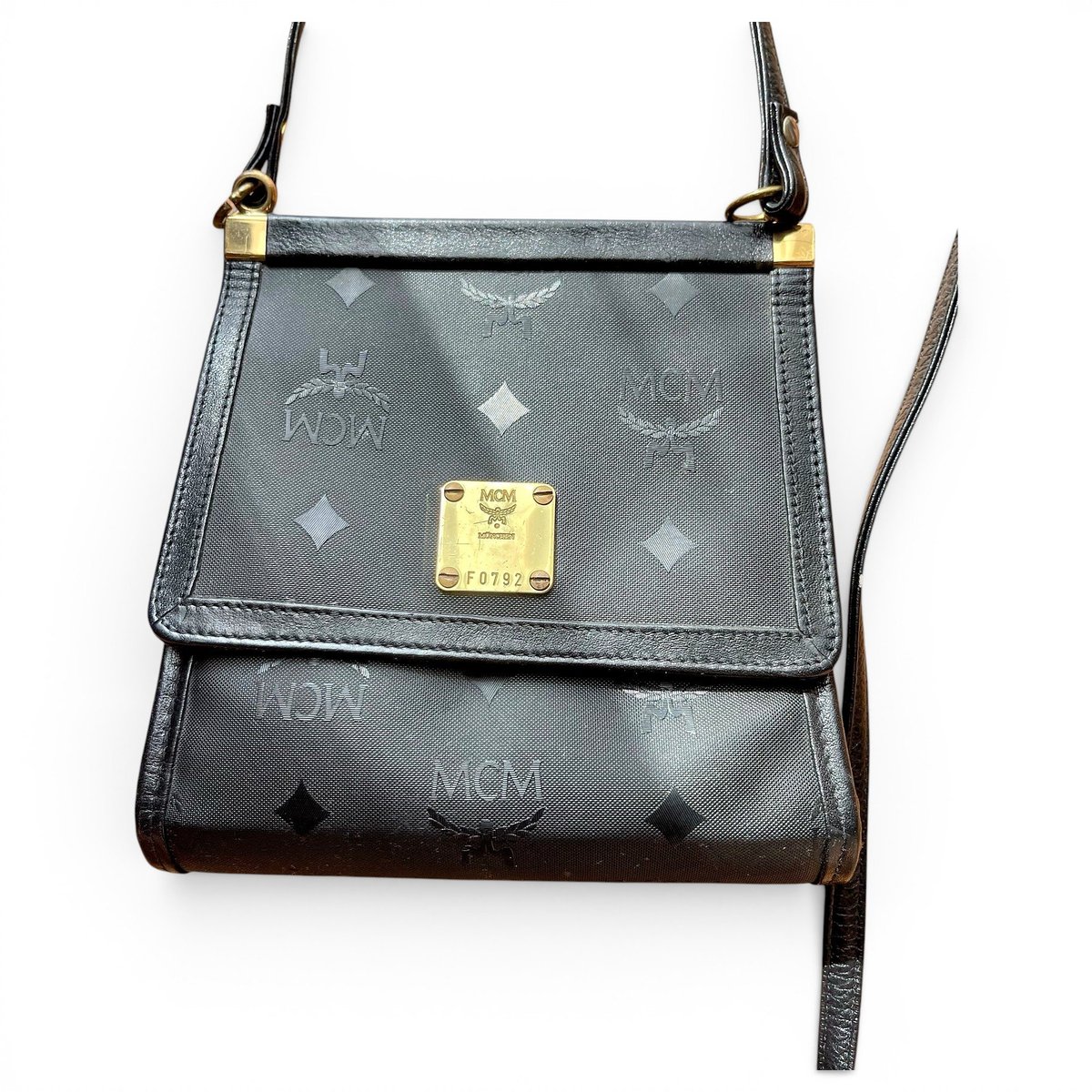 Leather crossbody bag