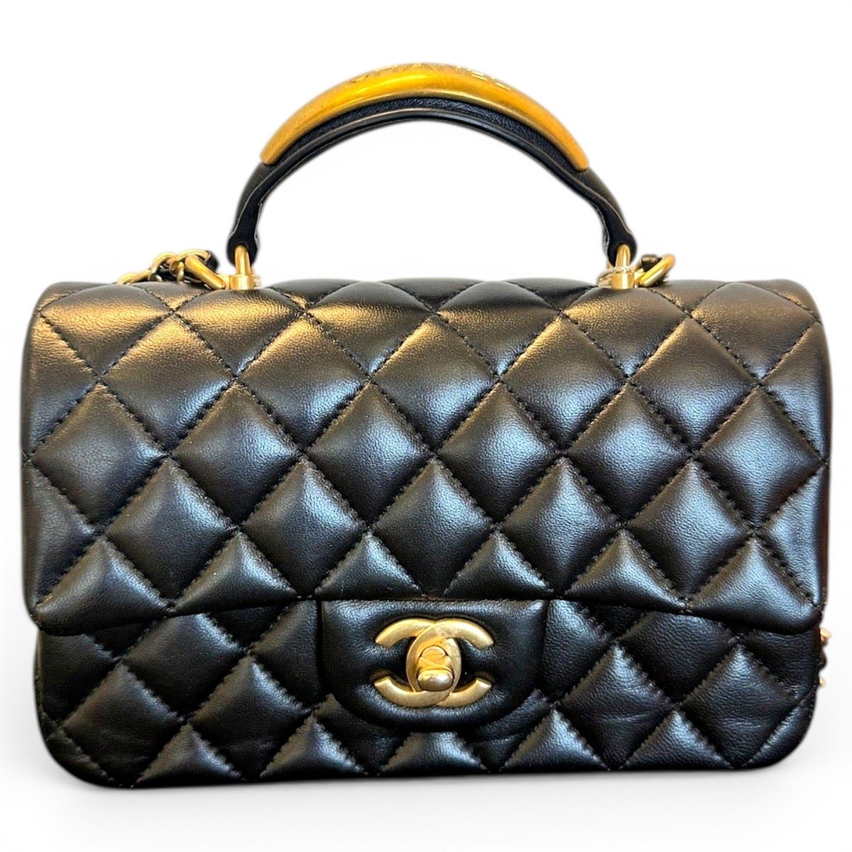 Timeless Classique Top Handle leather handbag