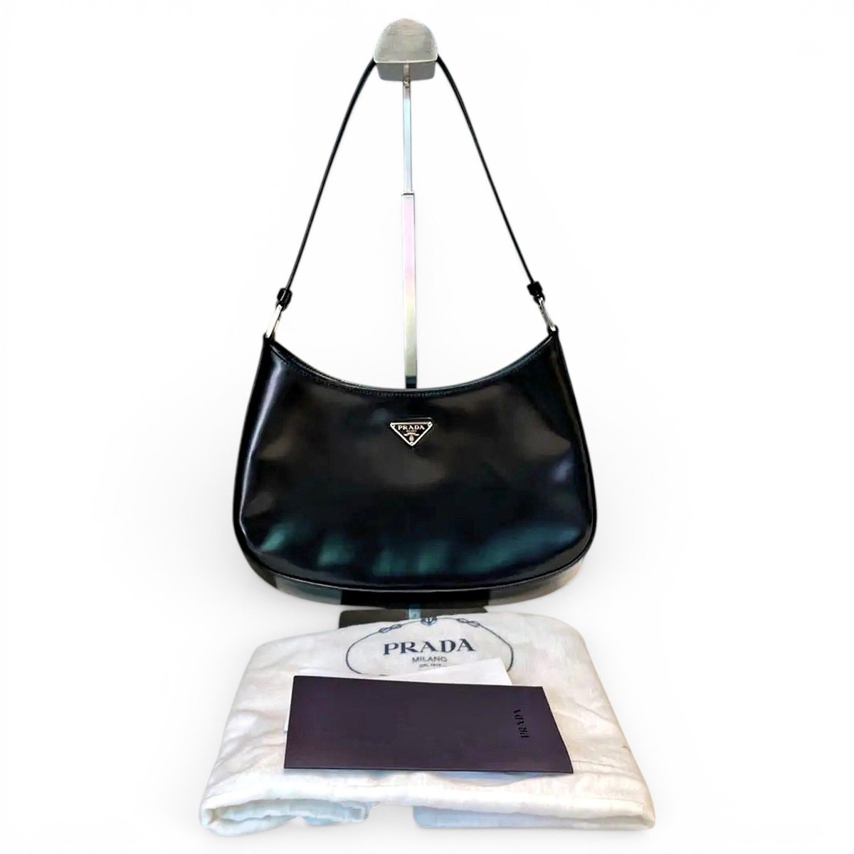 Cleo leather handbag