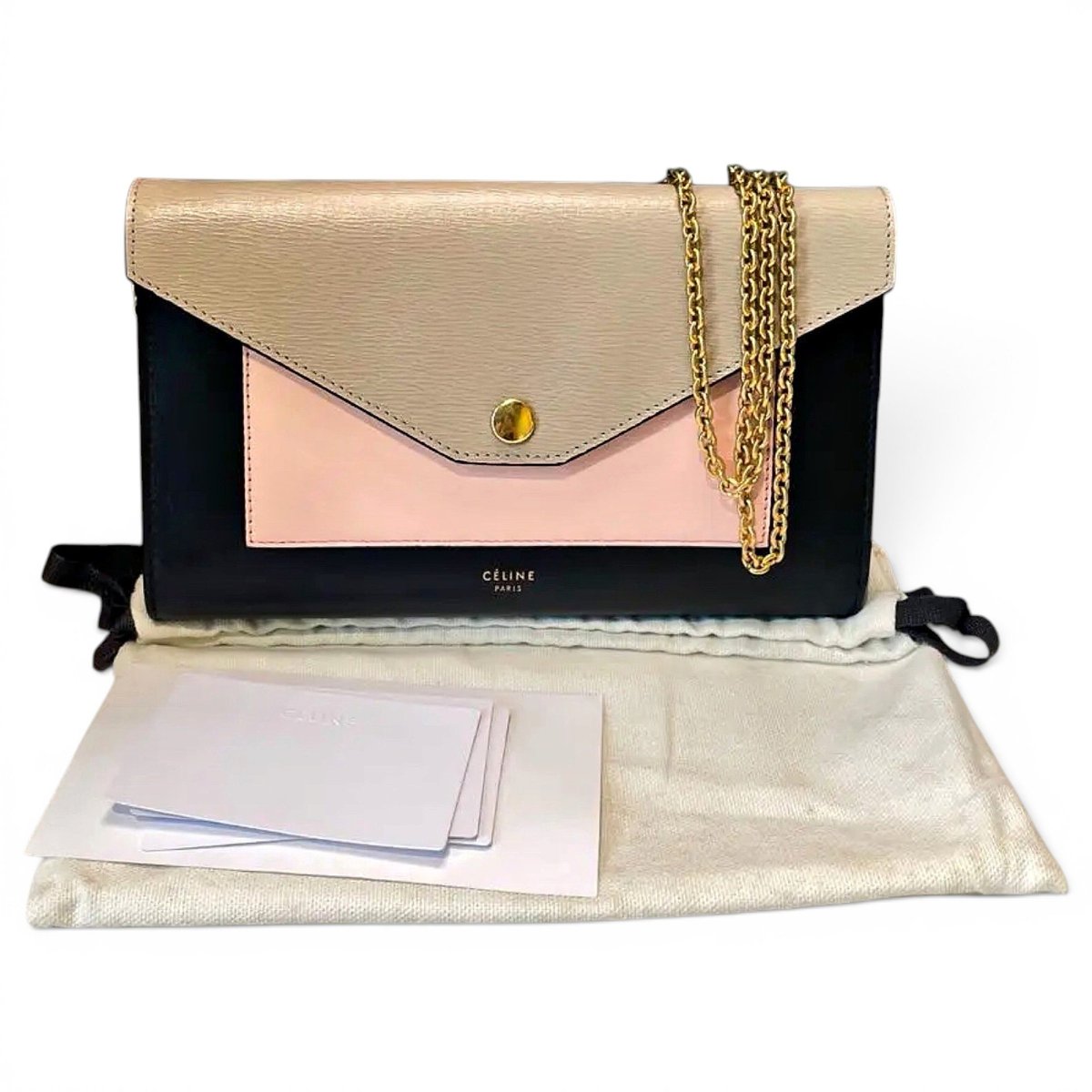 Pocket leather handbag