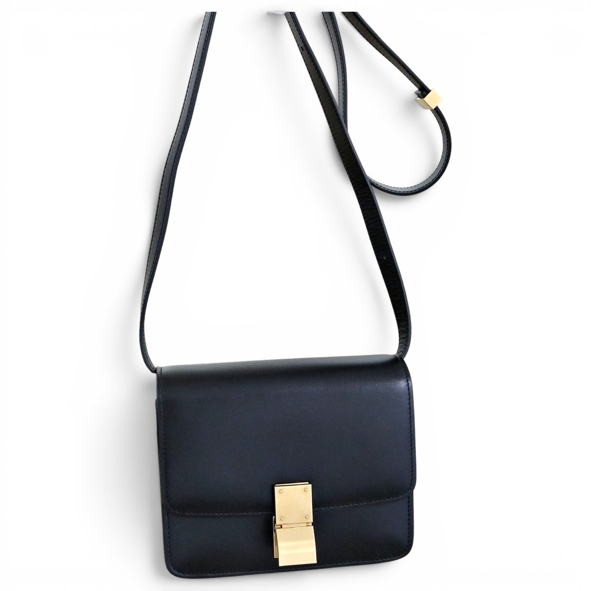 Classic leather handbag