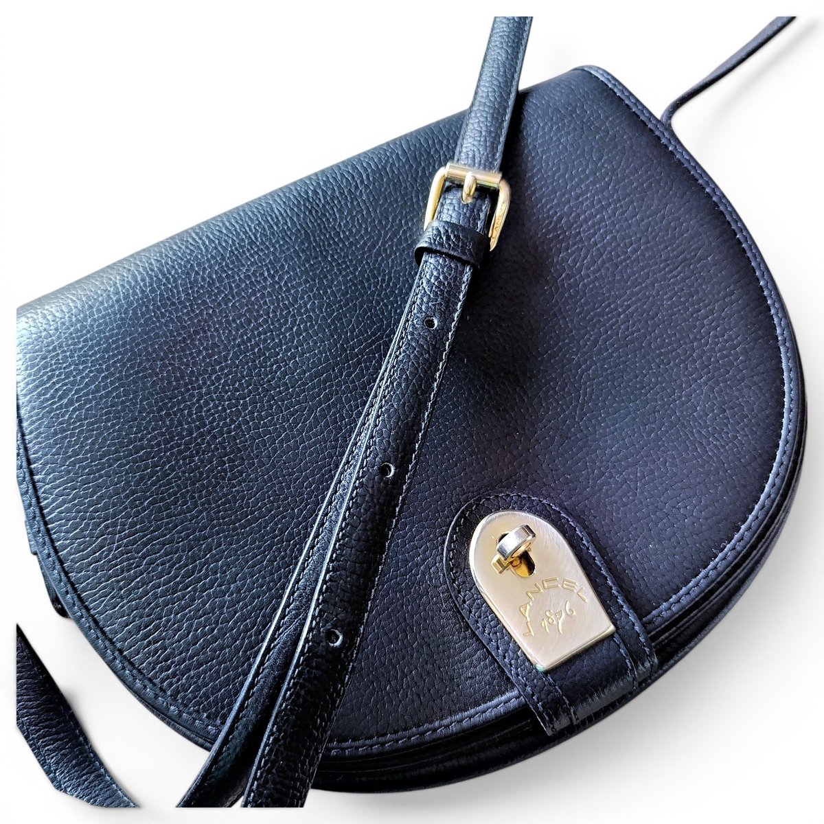 Leather crossbody bag