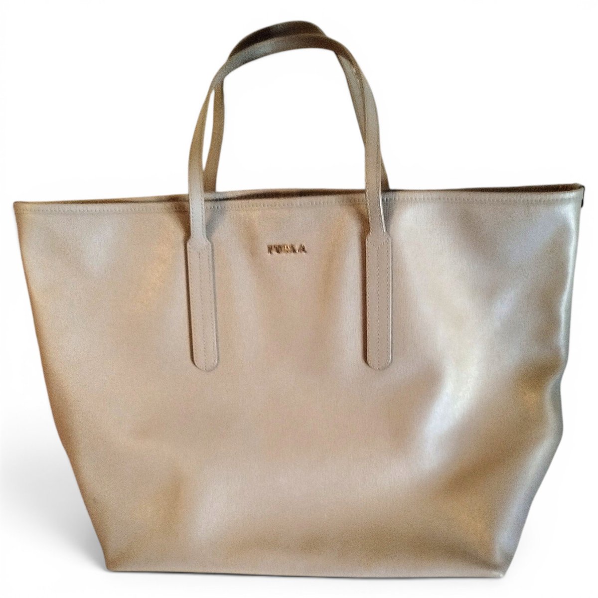 Leather tote
