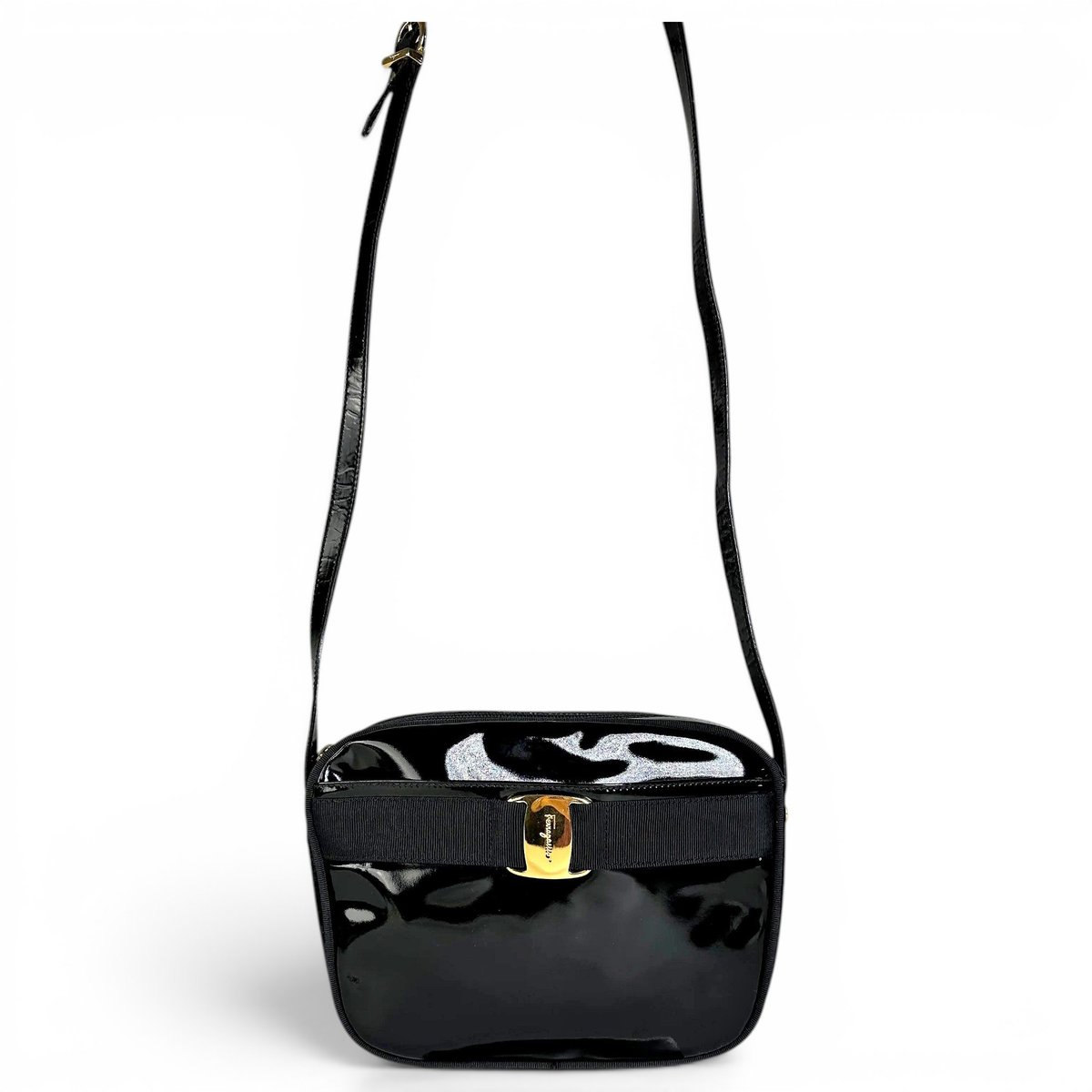 Wanda patent leather handbag