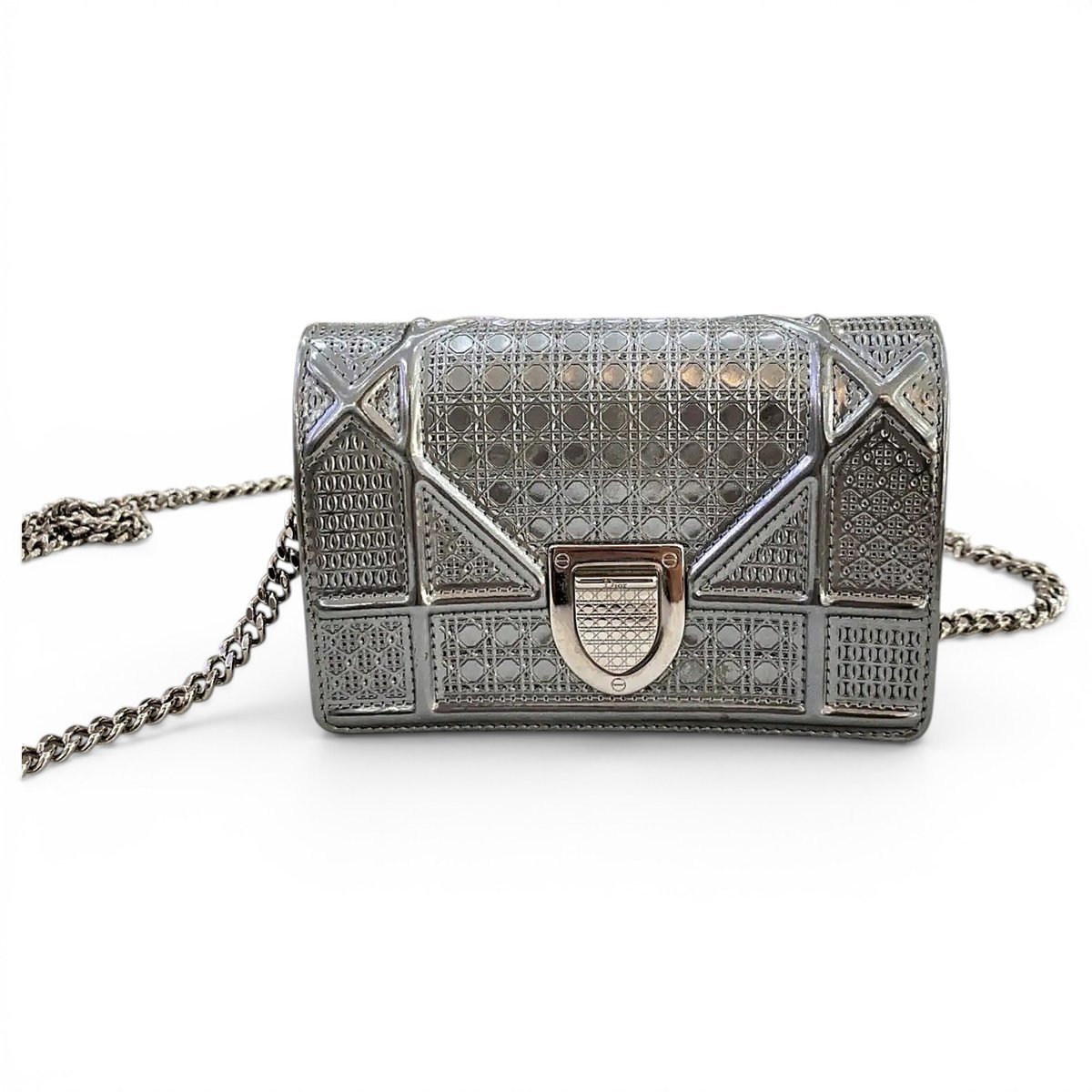Wallet On Chain Diorama leather crossbody bag