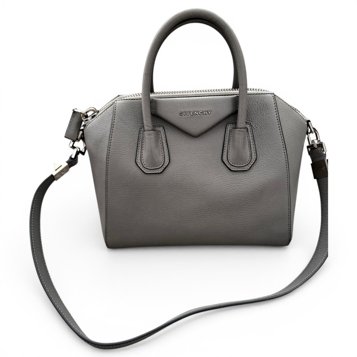 Antigona leather handbag