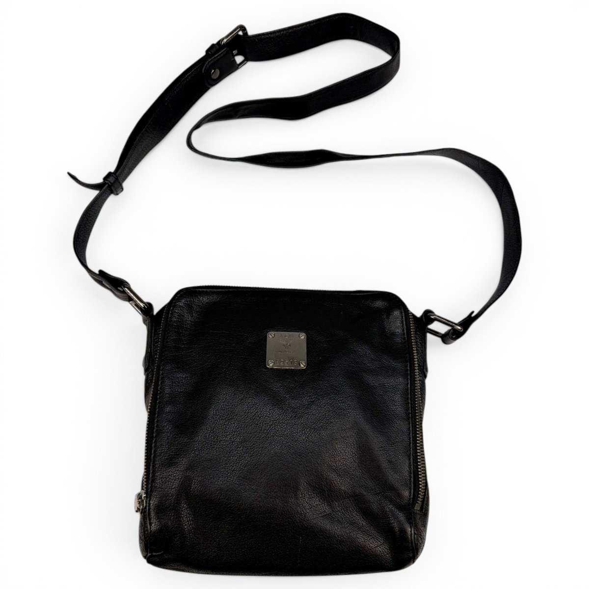 Leather crossbody bag