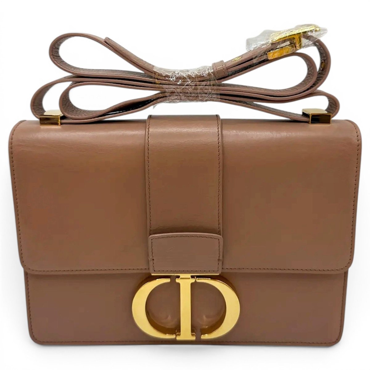 30 Montaigne leather handbag