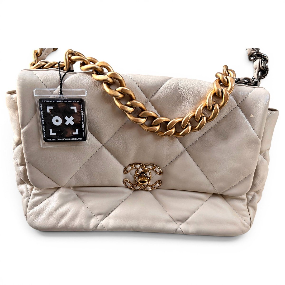 Chanel 19 leather handbag