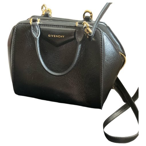 Antigona leather handbag