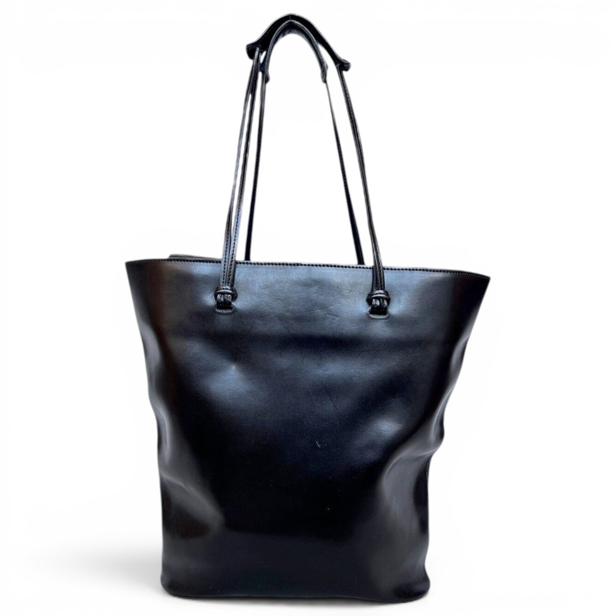 Pagodon leather handbag
