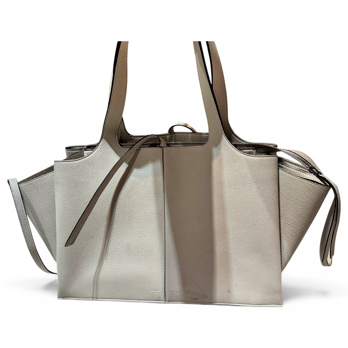 Belt leather tote